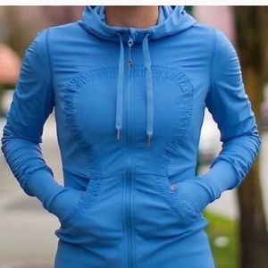 Lululemon studio jacket reversible size 6 in blue.